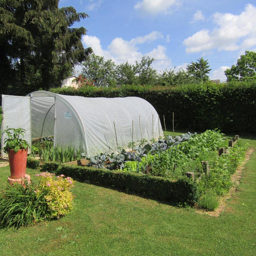 Au Jardin Fessard Bed & Breakfast Fagnon Exterior foto