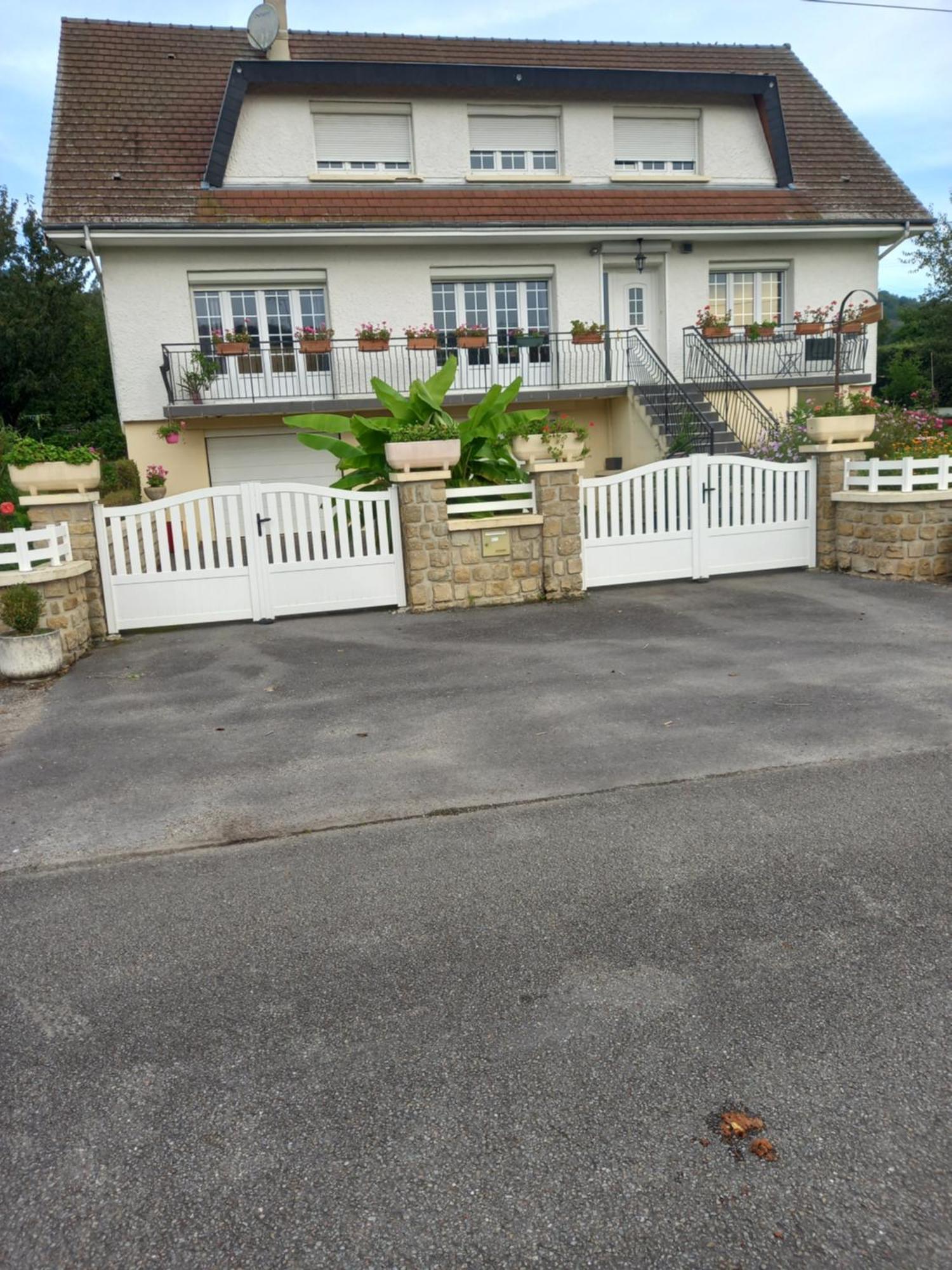 Au Jardin Fessard Bed & Breakfast Fagnon Exterior foto